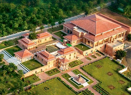  Building for Jain Irrigation at Jalgaon